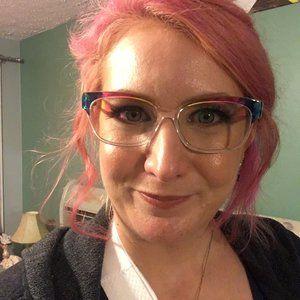 Meet your Posher, Becky